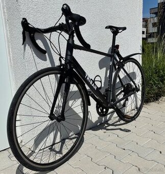 Cestný bicykel Triban