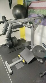 Body-Solid Leverage Squat Calf Machine