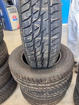 Zimné pneu Nokian 205/65R16