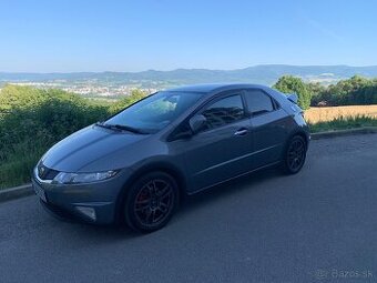 Honda Civic 1.8 i-VTEC