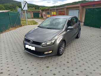 Volkswagen Polo 1,4 16v benzín 63 kw Trend Line
