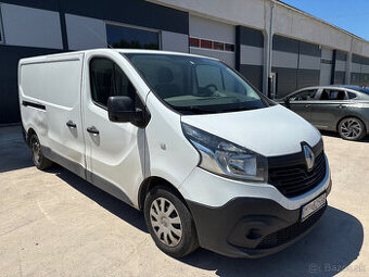 Renault Trafic 1,6, L2H1 , 66kW, 2015, poskodeny motor