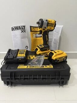 Nová sada Dewalt DCF922P2 - rázový utahovák