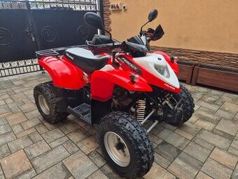 Predám štvorkolku Polaris Phoenix 200 2011