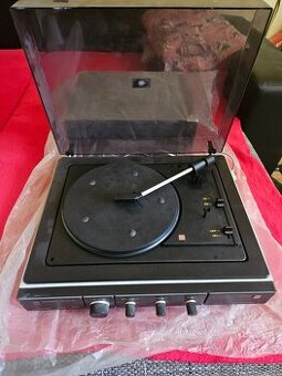 Gramofón a LP platne - 1