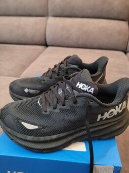 Turisticke topanky HOKA Clifton 9 GTX, vel. 37