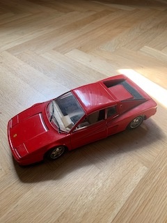 Ferrari Testarossa coupe 1984 1/18
