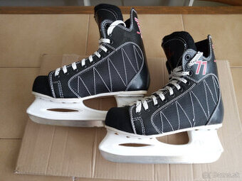 Panske hokejove korcule RANGER 77 HOCKEJ.