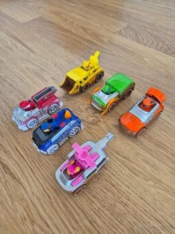 Labkova patrola kovove auticka