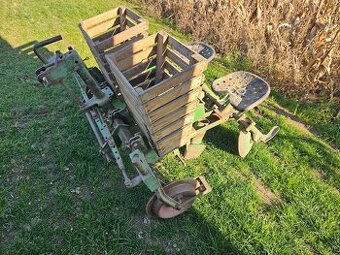 Sadzač zemiakov HEGER