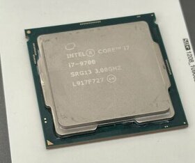 Predám procesor Intel Core i7-9700