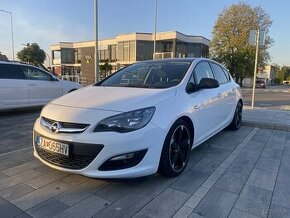 Opel Astra J 1,6 Cdti 81kw