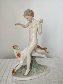 Royal dux Diana žena psy porcelánová soška