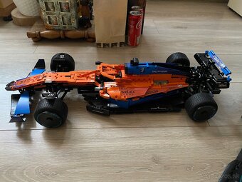 Stavebnica Technic 42141 McLaren F1