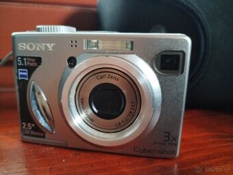 Sony Cyber-shot - 1