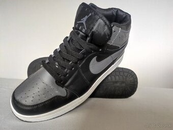 Air Jordan 1 Mid
