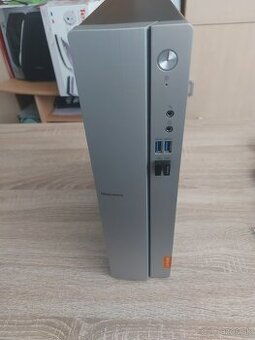 Pc LENOVO ideacentre + Monitor