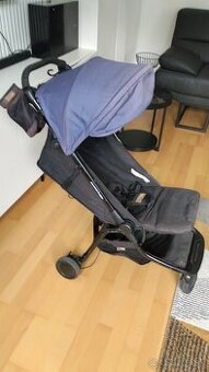 Skladací detský kočík