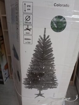 Vianočný stromček 210 cm