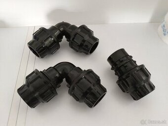 PP spojky na 32" PP hadicu