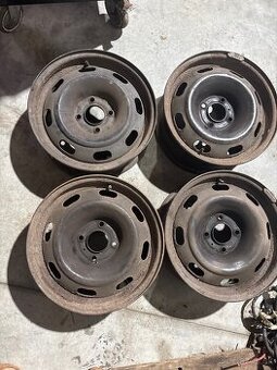 Plechové diky  Peugeot r16 4x108
