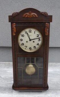 Hodiny starožitné Mauthe.