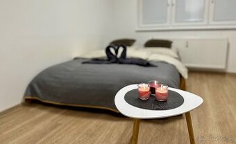 Krátkodobý prenájom- Apartmán v ZA