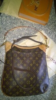 Louis Vuitton model Odeon MM