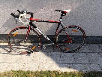 Predám cestný bicykel