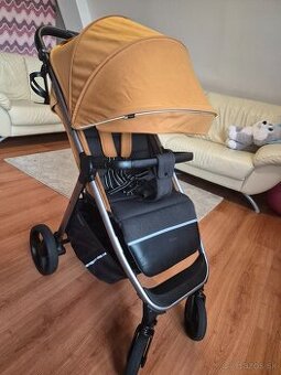 Športový kočík Carrello Bravo