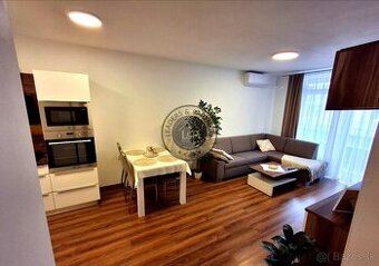 2-izbový byt s veľkou loggiou v centre - Mlynská Bašta