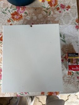 Napájací zdroj 12v v Boxe na kamery led pasiky atd..