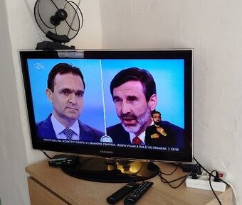 televizor Samsung 82cm + setopbox + antena