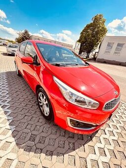 Predám KIA Ceed červená r.2017 - 85000km