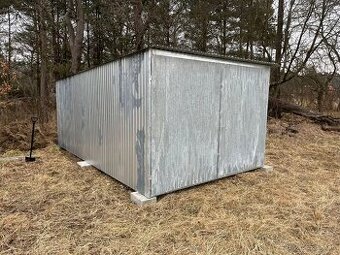 Plecháč 3x5m plechová garáž 2.trieda