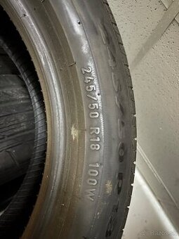 245/50R18 letne