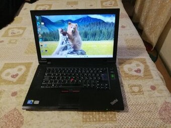 Lenovo. i3 4x2,4 GHz. SSD 128 GB. 15,6“. 8GB. Nová baterka.