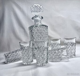 Retro Whisky Karafa dekanter +6 poharov (nepoužívané)