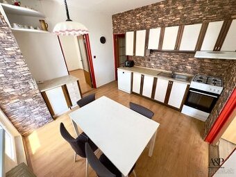 NA PREDAJ VEĽKÝ 3 IZB. BYT S BALKÓNOM, 76M2, UL., UL. L.NOVO