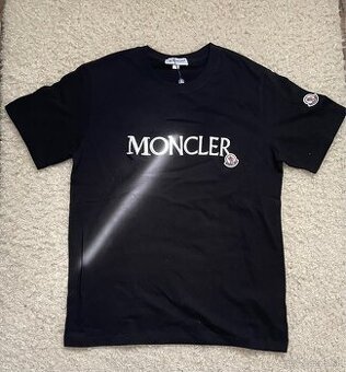 Moncler čierne tričko