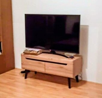 Predám TV stolík
