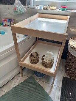 Prebaľovací stôl - IKEA SNIGLAR