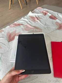 iPad 9th Generation Wi-Fi 64GB