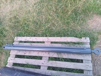 Hydraulický valec 1370mm