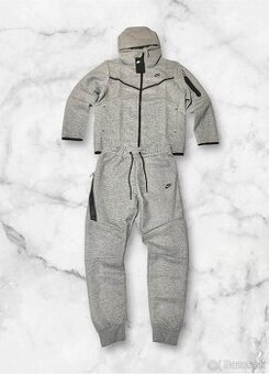 Nike Tech Fleece súprava