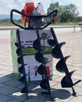 Zemný benzinový vrták