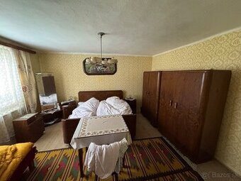 Predám starý nábytok