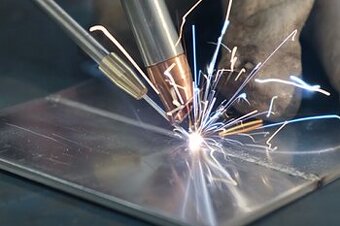 Firma JUT- AMP hľadá zváračov 111/ 135/ 136/ 141