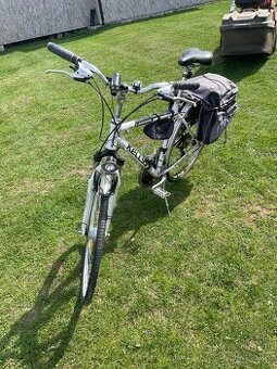 Trekový bicykel Kelly’s