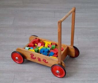 RETRO vozík s kockami
